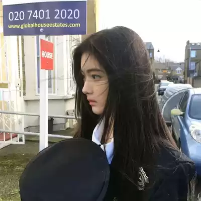 晏青梦